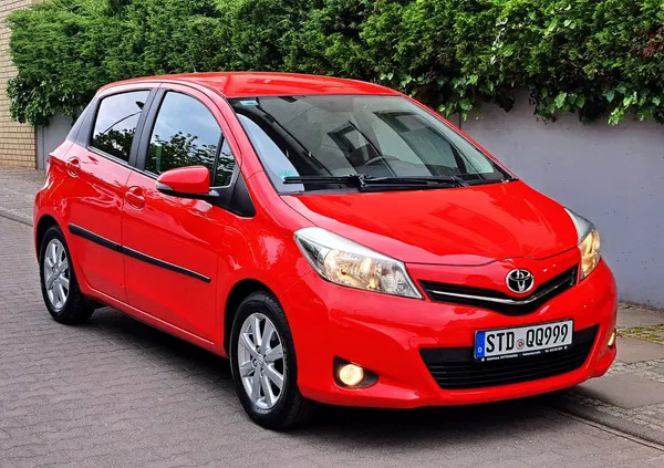 toyota yaris szczecin Toyota Yaris cena 18999 przebieg: 240000, rok produkcji 2013 z Szczecin